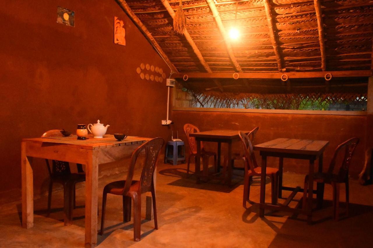Kuma Safari Lodge Uda Walawe Extérieur photo